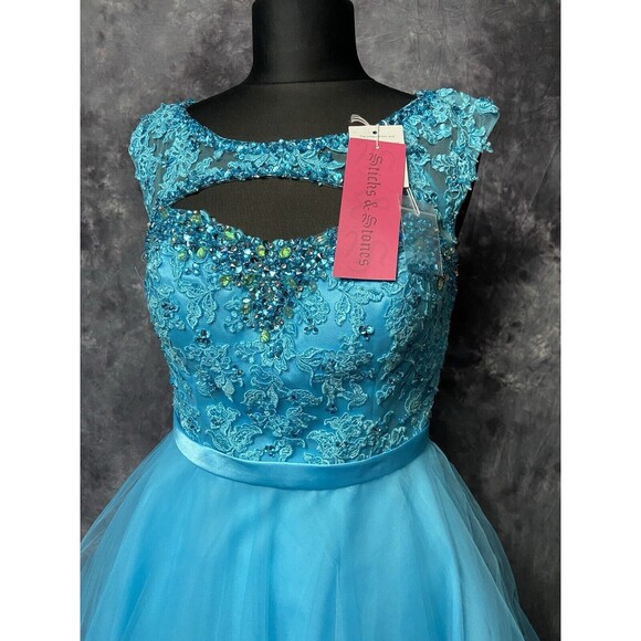 Morilee NWT Size 10 Beaded Lace Keyhole Dress #9335 Freeze Blue Homecoming $290 - Picture 2 of 16